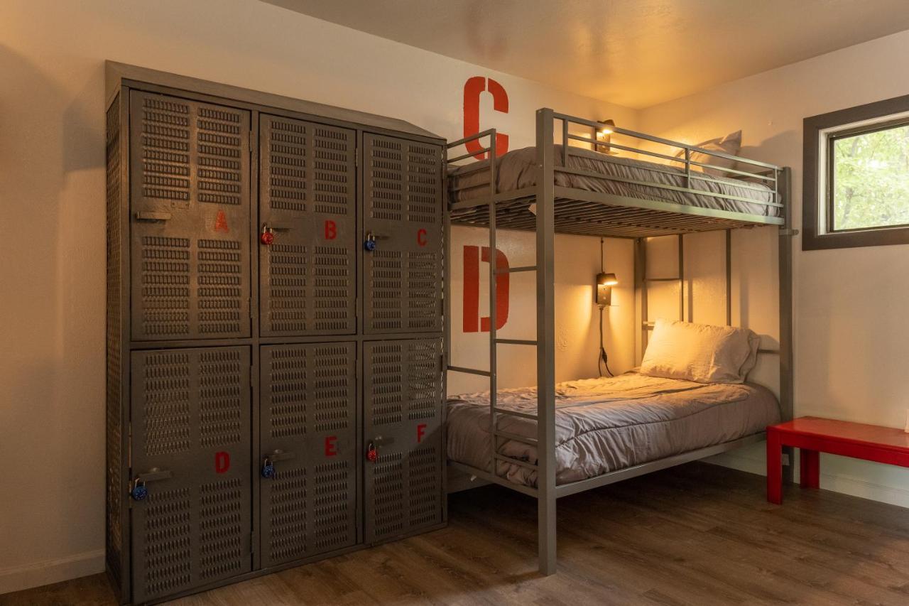 The Junction Hotel And Hostel Durango Buitenkant foto